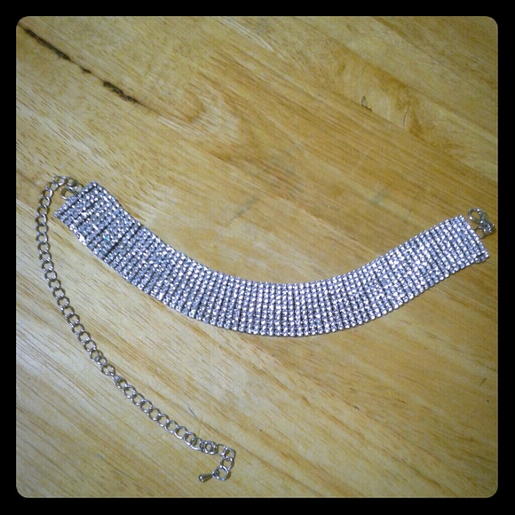 Vintage Jewelry - Rhinestone Choker